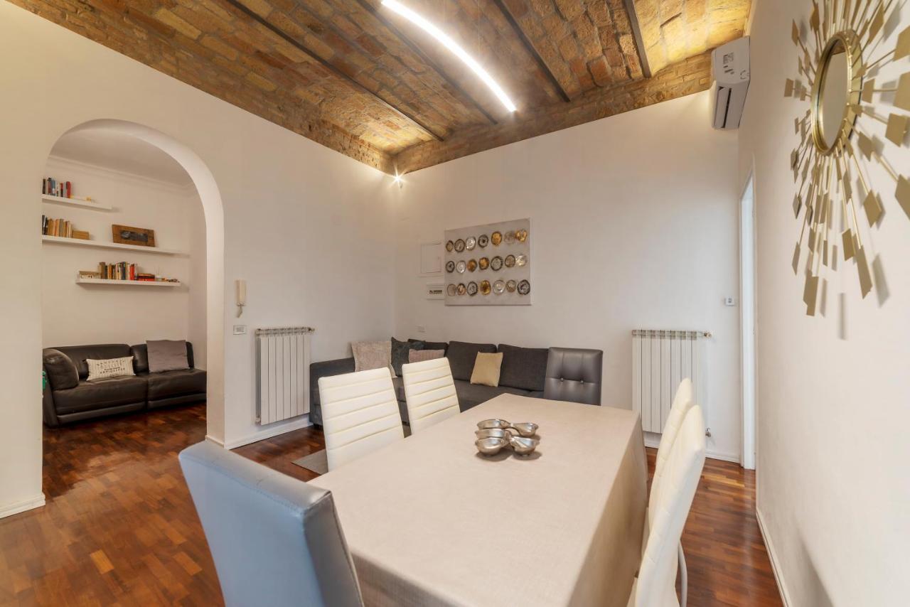 Fontana Di Trevi Design Apartment Рим Екстер'єр фото