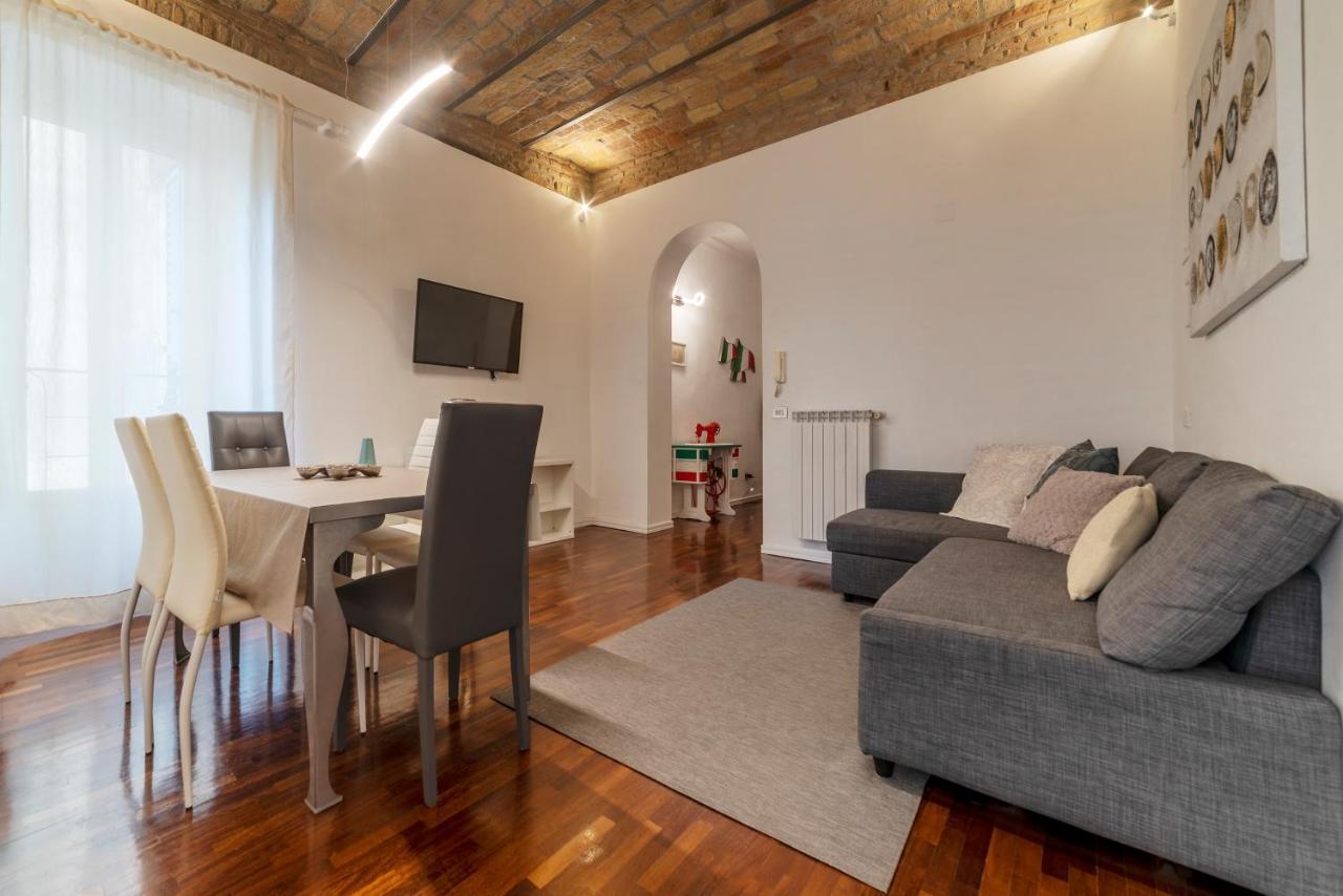 Fontana Di Trevi Design Apartment Рим Екстер'єр фото