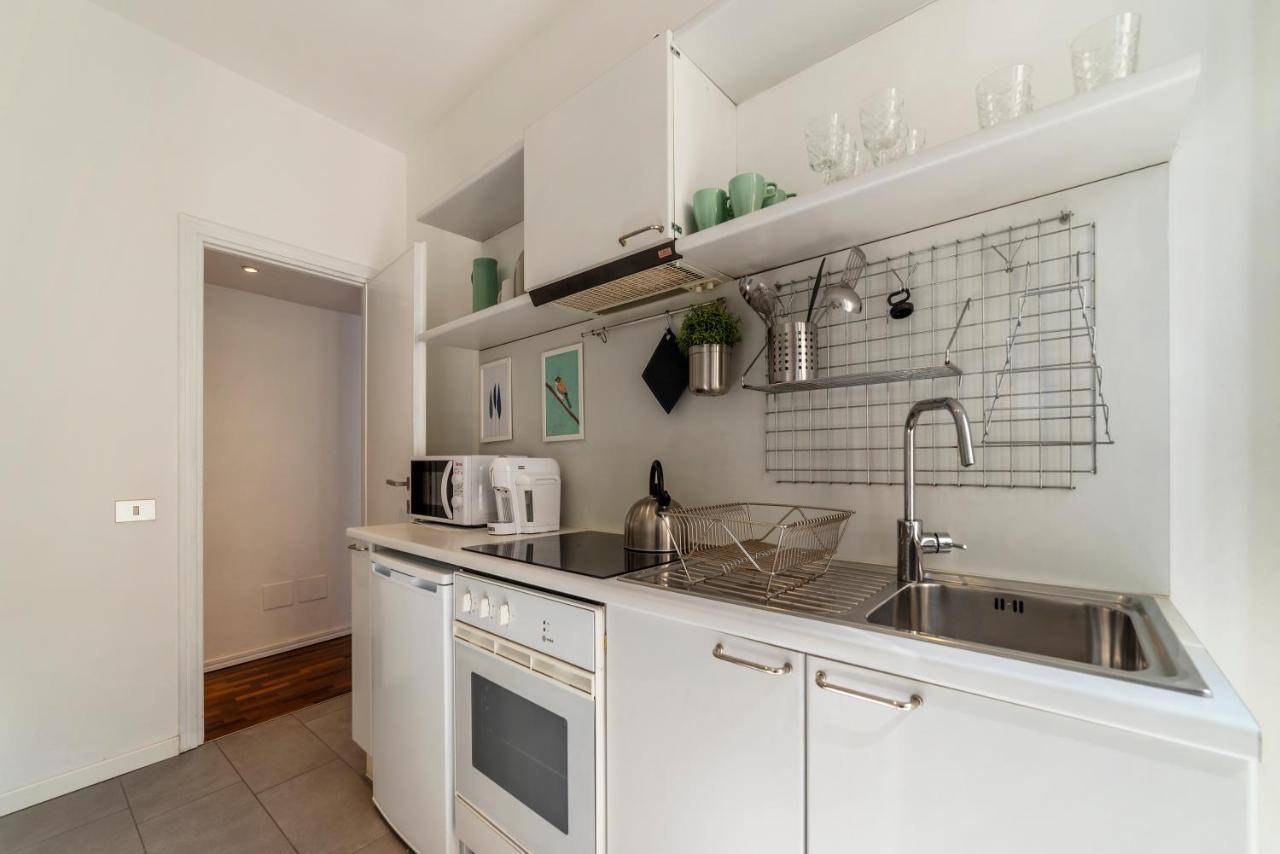 Fontana Di Trevi Design Apartment Рим Екстер'єр фото