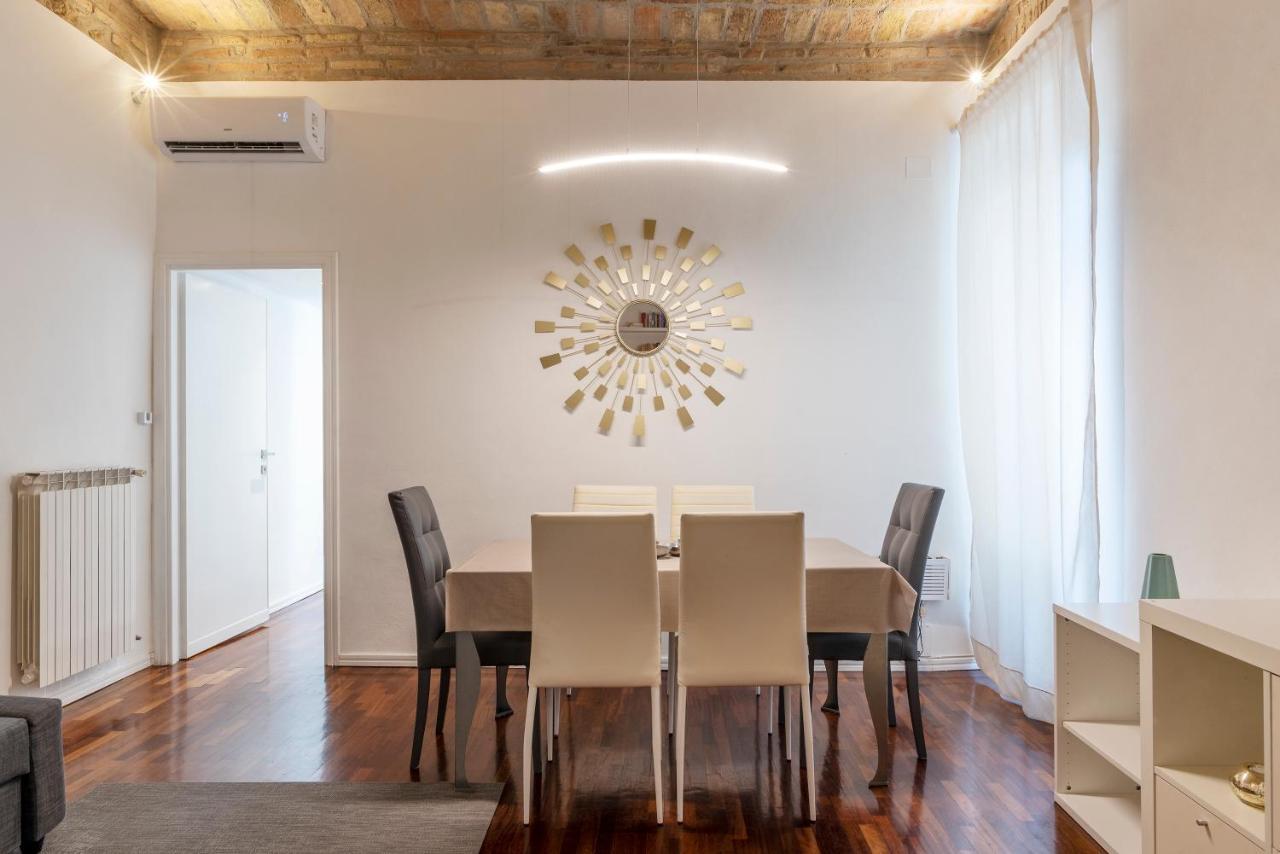 Fontana Di Trevi Design Apartment Рим Екстер'єр фото