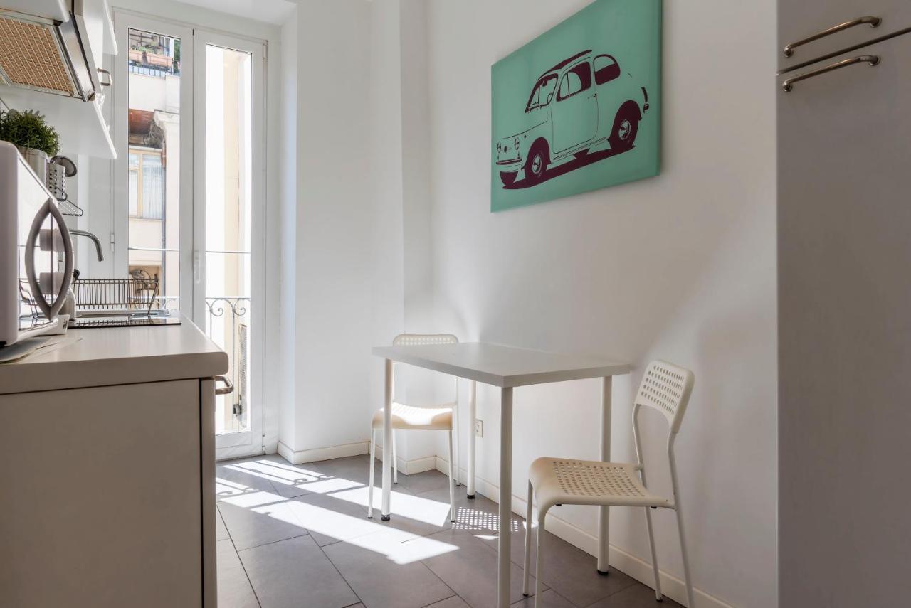 Fontana Di Trevi Design Apartment Рим Екстер'єр фото